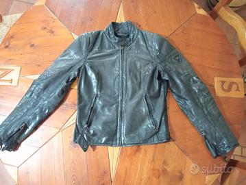 Giubbotto in pelle da donna a Dainese
