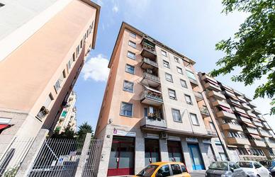 2 LOCALI A MILANO