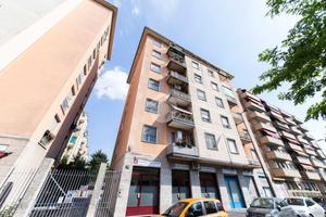 2 LOCALI A MILANO