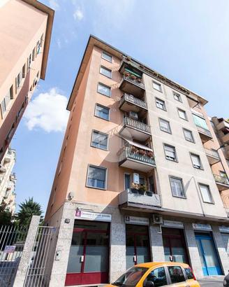2 LOCALI A MILANO