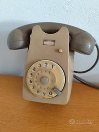 Telefono vintage con rotella