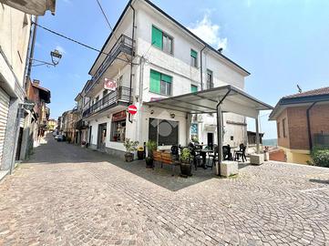 ATTIVITÀ A MONTECHIARO D&#x27;ASTI