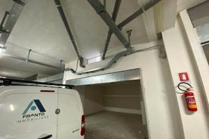 VIA G.PRATI; Box Doppio Anche Uso Deposito FL326