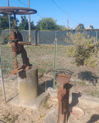 Antico Trapano a Colonna e Morsa da Fabbro