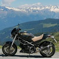 Ducati Monster 620 i.e. (2004) - Carbon Edition