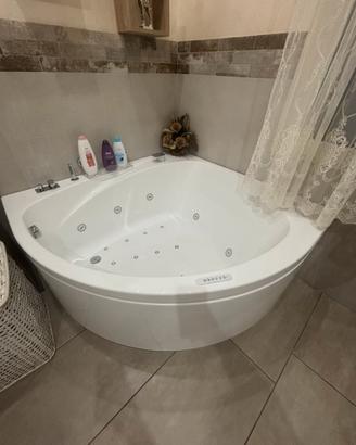 Jacuzzi/vasca idromassaggio