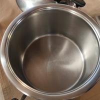 pentola AMC  con coperchio 