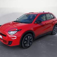 FIAT 600e - Red