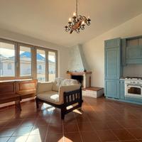 Luminoso bilocale al piano primo