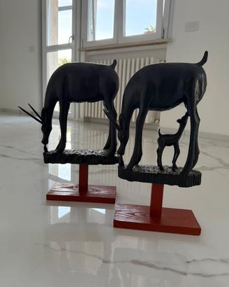 Sculture africane in legno intagliate a mano