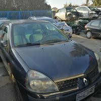 Paraurti anteriore RENAULT CLIO del 2002