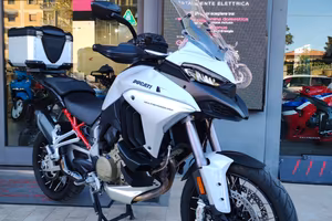 Ducati Multistrada V4 S RADAR 06/23 - 11054KM