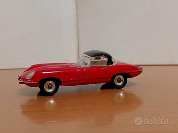 Dinky Toys Jaguar E no Mebetoys Politoys Corgi 