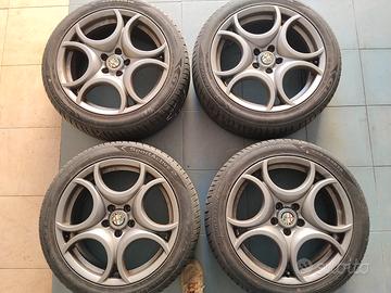 Cerchi R18 con gomme estive Alfa 159