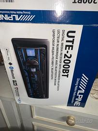 autoradio alpine e woofer hertz
