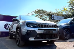 Jeep Avenger 1.2 t. e-hybr.mhev Summit fwd 110cv e