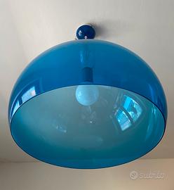 Lampada kartell blu
