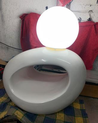 Lume da appoggio bianco