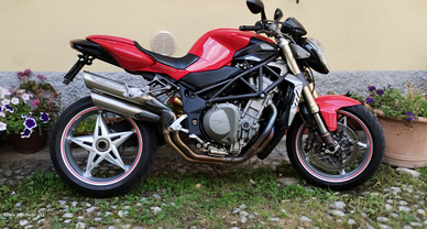 MV Agusta Brutale 910
