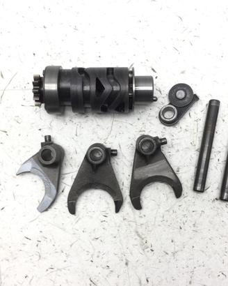 SUZUKI GZ MARAUDER 250 DESMO DESMODROMICO CON FORC