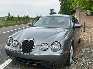Jaguar s type 3000