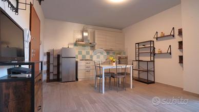 2 LOCALI A CAMPOFILONE