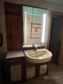 Mobile bagno con specchiera