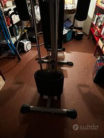 Panca multifunzione per allenamento