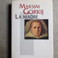 LIBRO "LA MADRE" MAKSIM GORKIJ