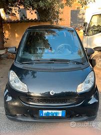 Privato vende SMART FORTWO COUPE