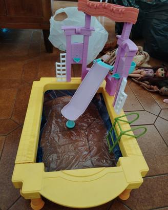 piscina di Barbie anni 2000