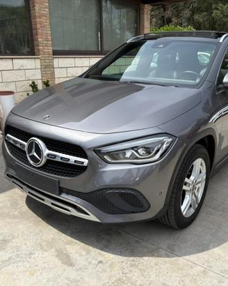 MERCEDES-BENZ GLA 220 d Automatic Sport Plus