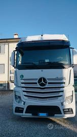 Trattore stradale Mercedes-Benz Actros 450