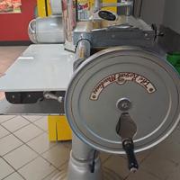 affettatrice omas volano automatica 