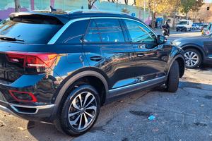wolksvagen T-ROC style TDI 116cv nera