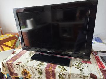 Samsung TV LED 32" 720p HD LE32B530P7W MPN LE32B53