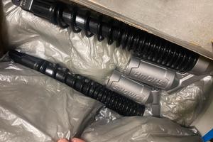 Sospensioni originali honda adv 350