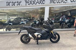 Honda X-ADV 750 2023 / Km 12.000 Tua a solo 104 Eu