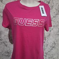 T-shirt  Guess
