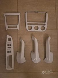 maniglie pannelli golf 5 con plastiche interne 