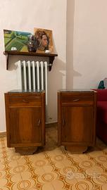 Coppia di comodini vintage