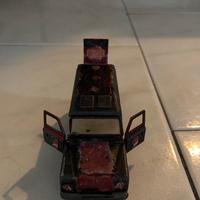 Macchinina land Rover e blue shark