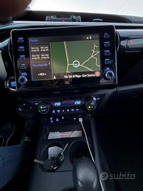 Toyota Hilux invincibile