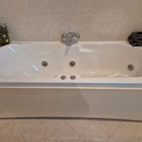 Vasca idromassaggio