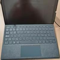 Surface pro 7 con tastiera grigia Alcantara