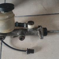 Pompa dei freni suzuki sj 410