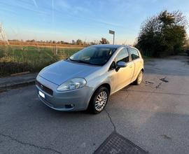 Fiat grande punto 1.4 benz/metano ok neopatentati