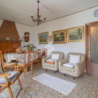 3 LOCALI A BIONE