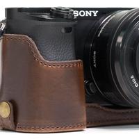Custodia metà copertura in finta pelle Sony A6X00
