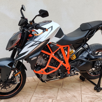 KTM 1290 Super Duke R